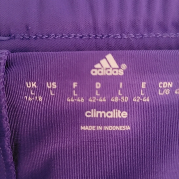 Shorts - Picture 5 of 6